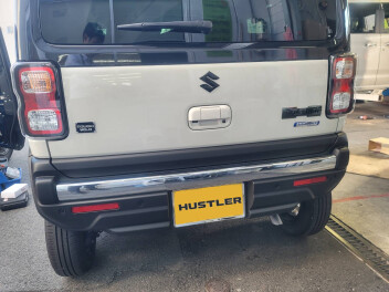 ハスラーのブラックエンブレムがカッコいい！